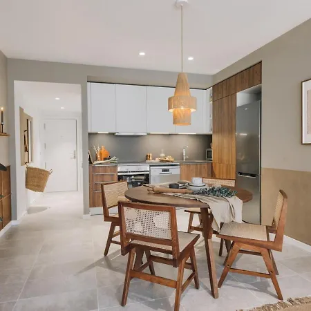 Ohanes - 2 Bedrooms In Eixample Esquerra 바르셀로나