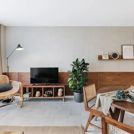 Ohanes - 2 Bedrooms In Eixample Esquerra *
